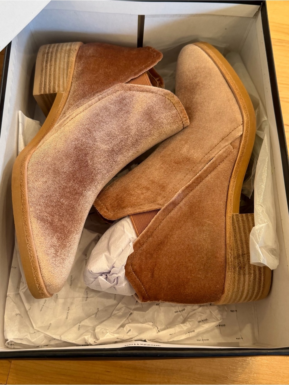 Dolce Vita Rose Velvet Ankle Booties - Women's Chelsea Style Size 7